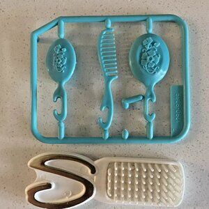 Vintage 1970s Sindy Brush & 1979 Mattel Barbie Comb Brush Mirror Set